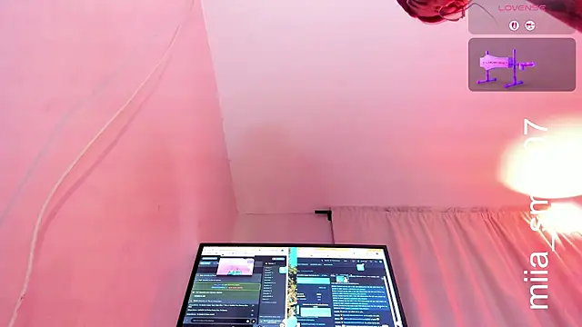miia-smith97 live sex cam