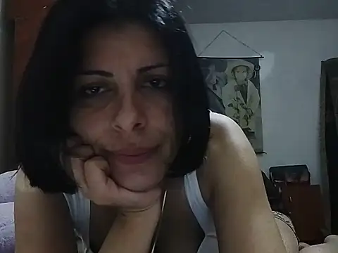 tefutbin3 live cam on StripChat