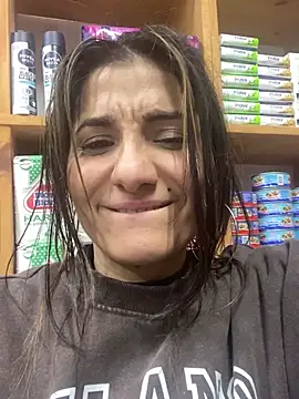 AlejandraMilano live sex cam