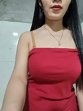 Vyvvyy96 live cam on StripChat