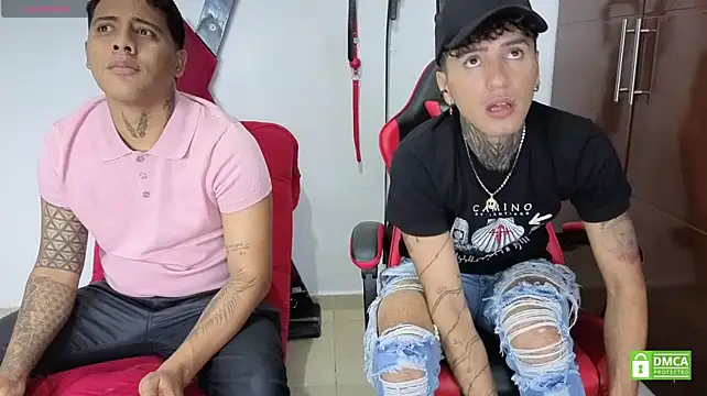 EliteBoysLive live cam on StripChat