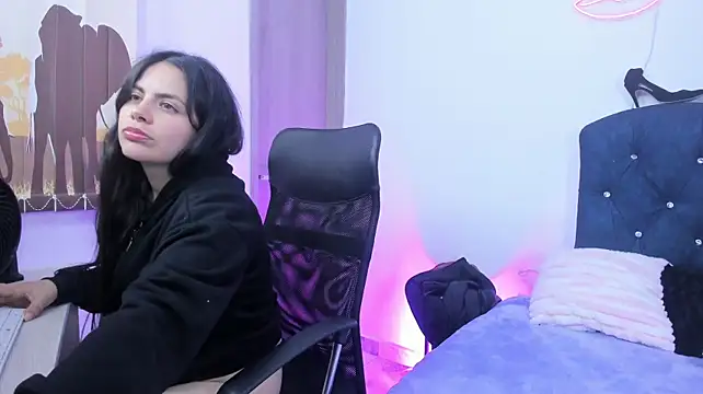 Violetta_Lancaster live sex cam