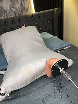 nicky_gh (F young) - Destroy my pussy with hell vibration