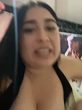 Kittynoir_Chile live cam on StripChat