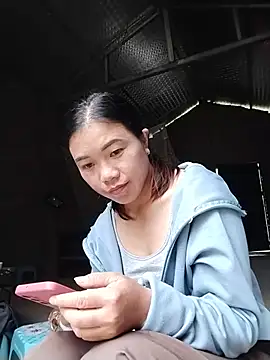 Lovely-890 live cam on StripChat