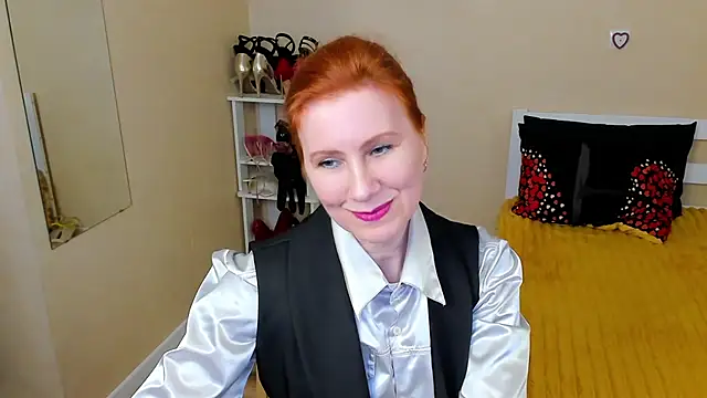 FoxySophia live cam on StripChat