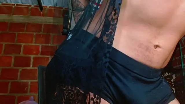 sexy_doll_big live cam on StripChat