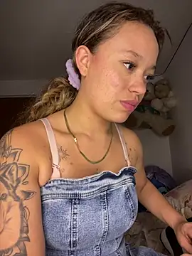 Miss_Diosa live cam on StripChat