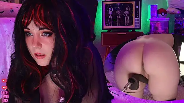 Angel-Lewd-Cake live sex cam