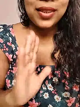 Quite_Malsha live cam on StripChat