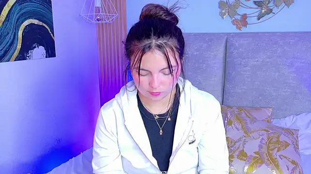 GabyQueens live cam on StripChat