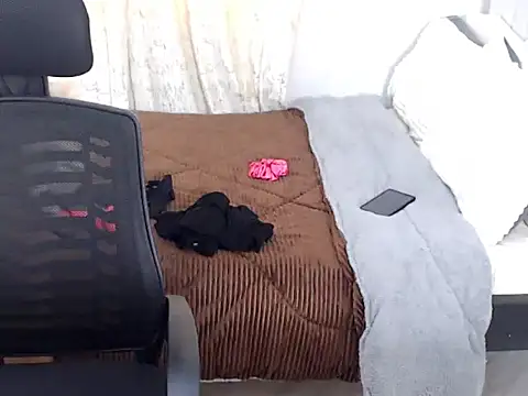 Thee_habibah live cam on StripChat