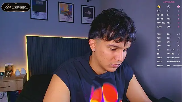 Leo_Savage_ live cam on StripChat