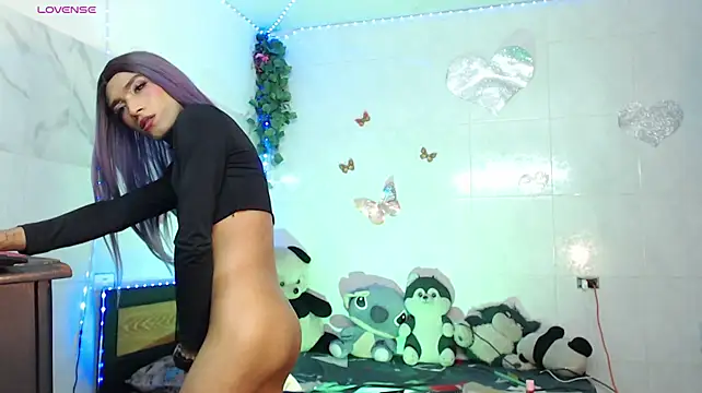 KimberlyXtreme live cam on StripChat
