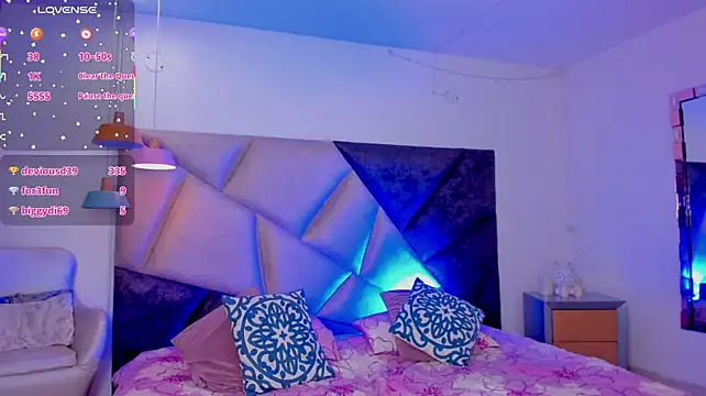 CatalinaBlaze live cam on StripChat