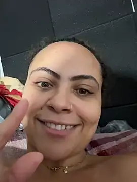 Chloe_Leaozinho live sex cam