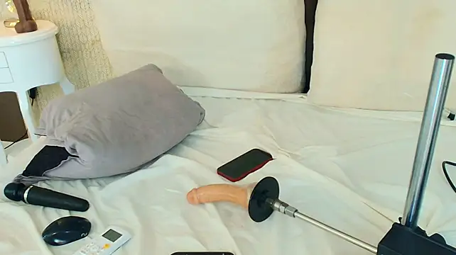 Tiifany_Baker live cam on StripChat