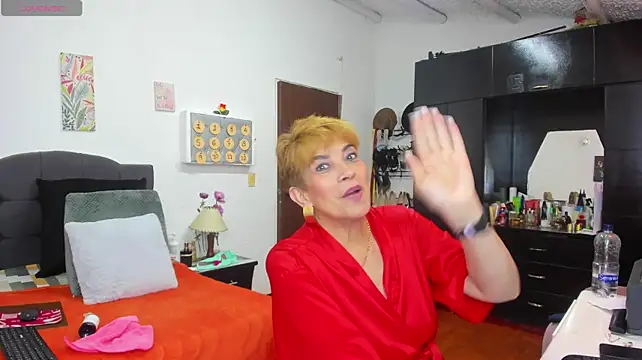 Angelina_Stone_65 live cam on StripChat