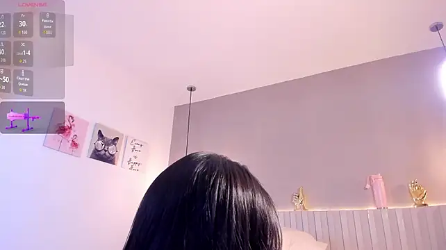 Lia_Guzman live cam on StripChat