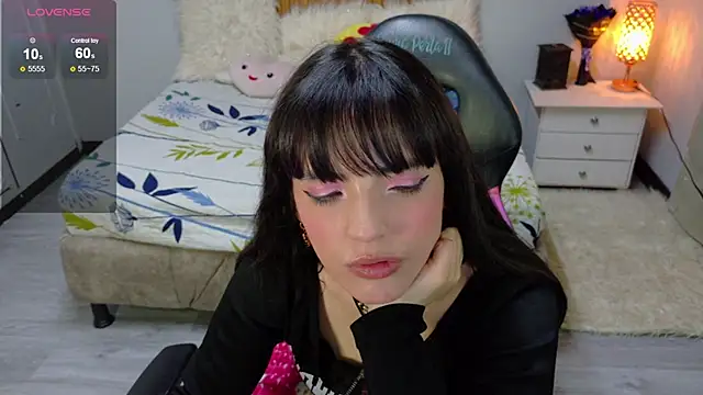 sailor_moon07 live cam on StripChat