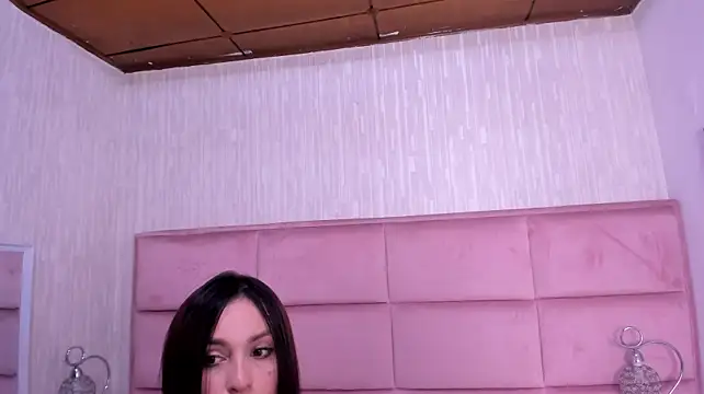 HannaTaylor live cam on StripChat