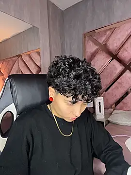 ian_mathias_'s profile