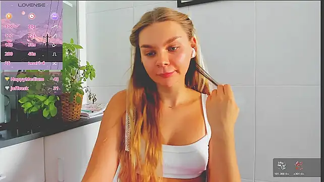 Molly_sweetie live cam on StripChat
