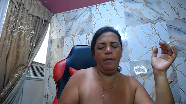 alina_maturehot live cam on StripChat