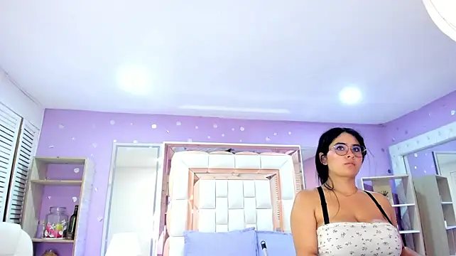 scarlette_15_ live cam on StripChat