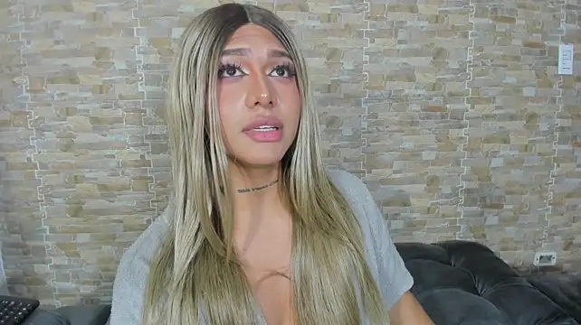 Dreams_Chloe live sex cam