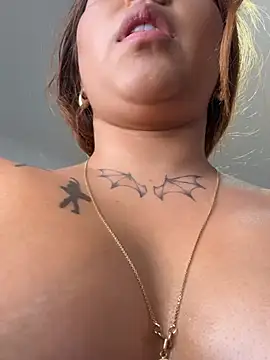 miaelite live cam on StripChat