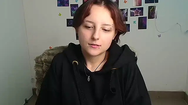 Dilara_Kiss_ live cam on StripChat