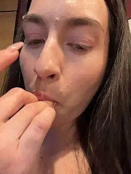 Holly_Play