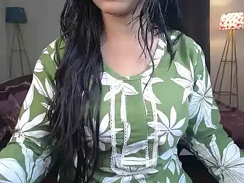 HimalyanDoll live cam on StripChat