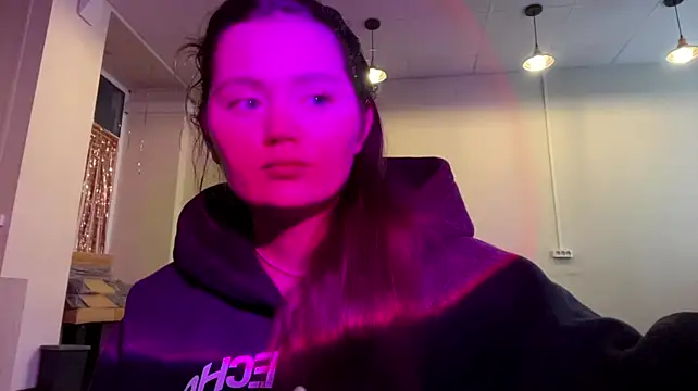 In_blue_ocean live cam on StripChat