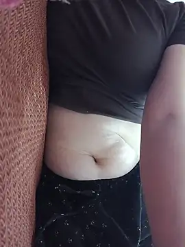 Bong_Hoa live cam on StripChat