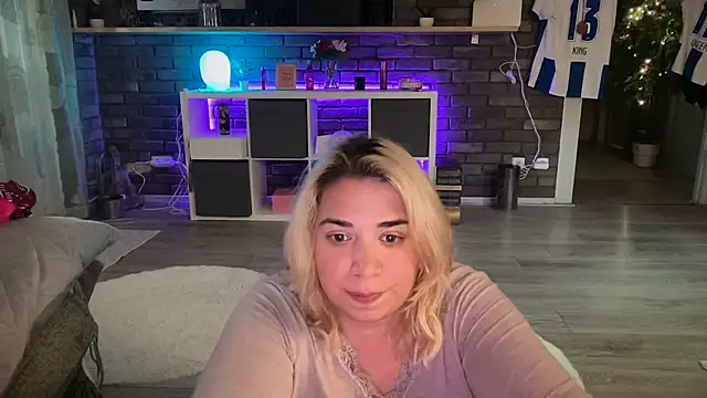 Monageil live cam on StripChat