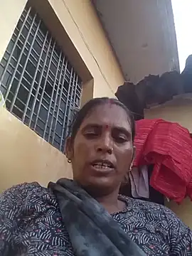Rachana_Lodhi live cam on StripChat