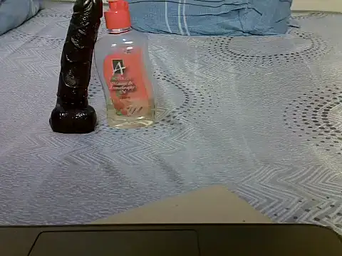 sexyphel live cam on StripChat