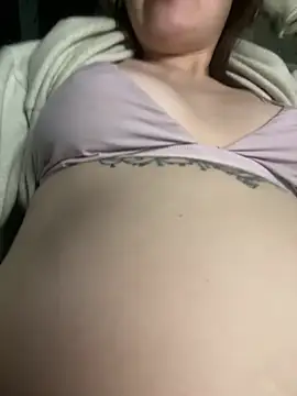 CurvyKay69x live cam on StripChat