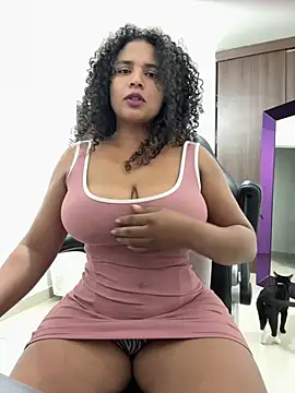 Michel_Jones live cam on StripChat