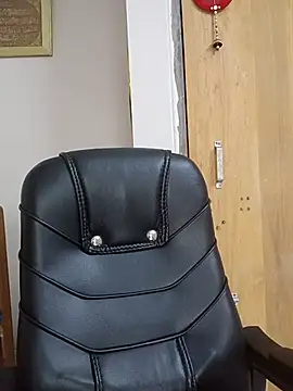 Softheart_97SN live cam on StripChat