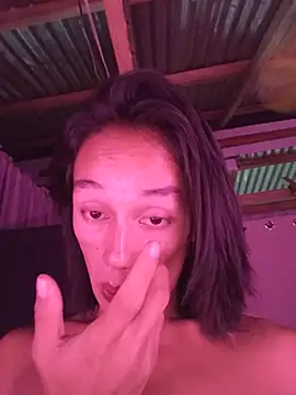 モデル: foxylena_latinalicious69