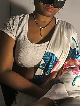 DIRTYSECRET_QUEEN_07 live cam on StripChat
