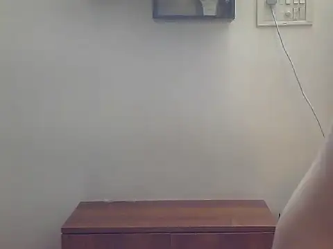 Notty_Avantika live cam on StripChat