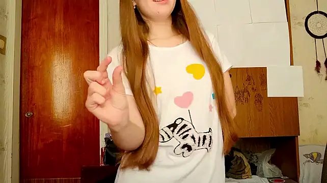 CecilleSollors live sex cam