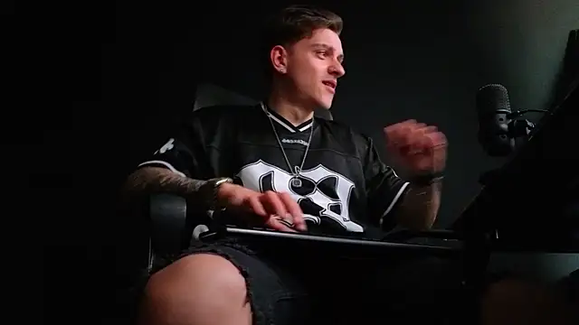 FelixStarkk live sex cam