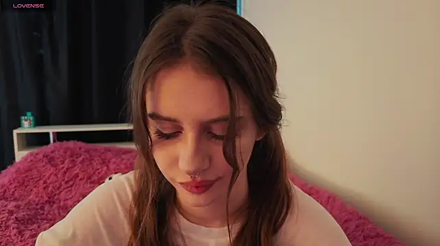 evvaavve live cam on StripChat