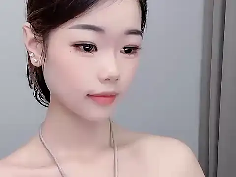 vivi_an live cam on StripChat