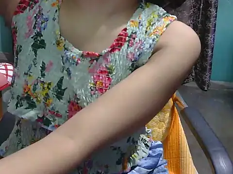 Adorable_Ayesha live cam on StripChat